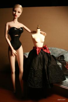 Integrity Toys - Fashion Royalty - Dressing the Part - Doll (W club)